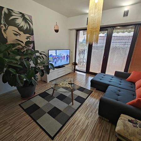 Pension Nest - Family Apartman Mosonmagyaróvár Buitenkant foto
