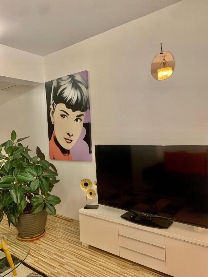 Pension Nest - Family Apartman Mosonmagyaróvár Buitenkant foto